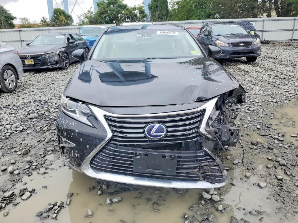 2017 LEXUS ES 300H 5