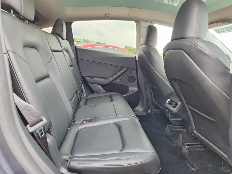 2023 TESLA MODEL Y 10