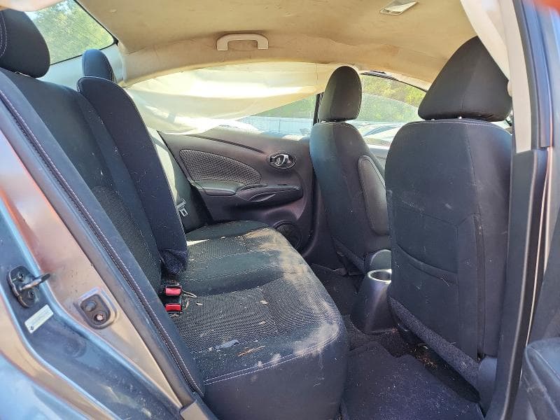 2019 NISSAN VERSA SV 10