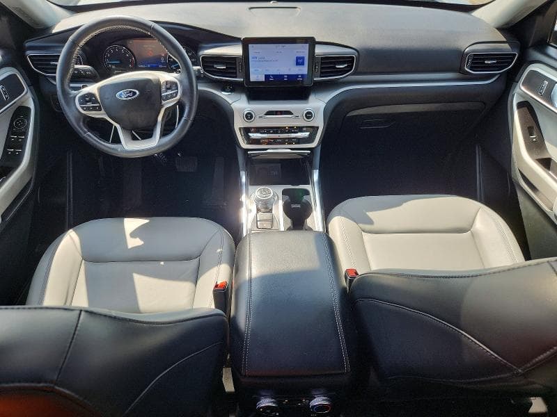 2021 FORD EXPLORER XLT 8