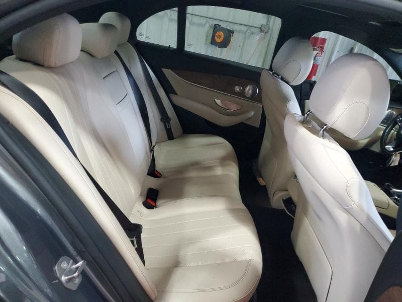 2017 MERCEDES-BENZ E 300 4MATIC 10