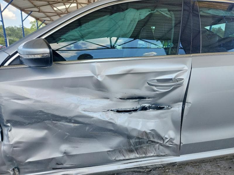 2018 VOLKSWAGEN PASSAT SE 7