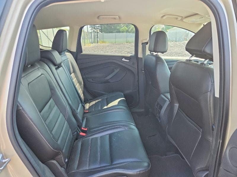 2017 FORD ESCAPE TITANIUM 10