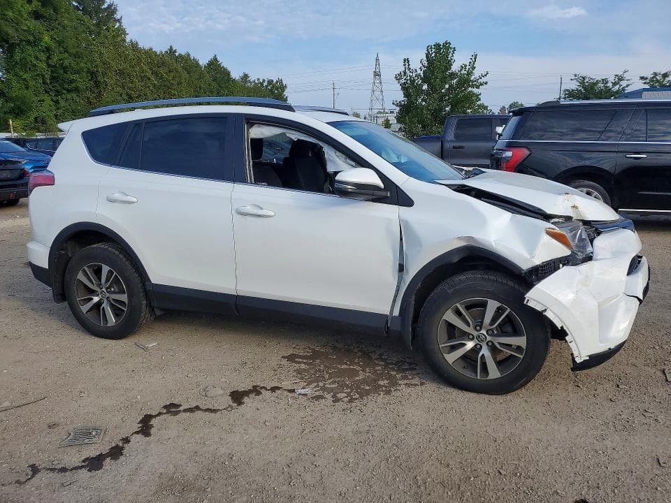 2018 TOYOTA RAV4 XLE 4