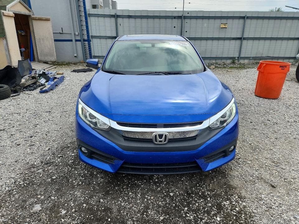 2018 HONDA CIVIC EX 5
