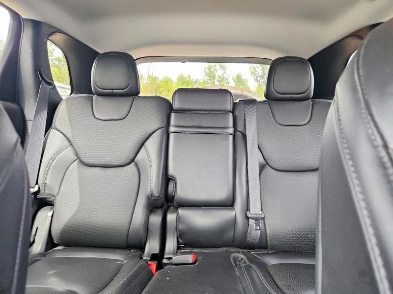 2019 JEEP CHEROKEE LIMITED 10
