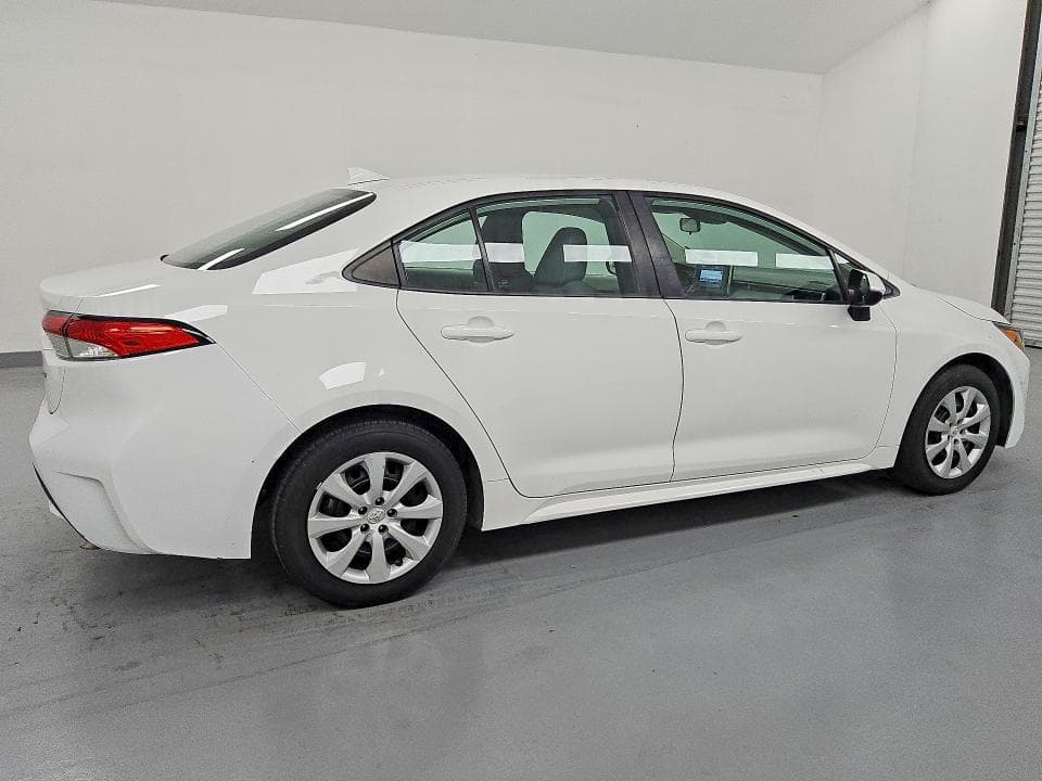 2020 TOYOTA COROLLA LE 3