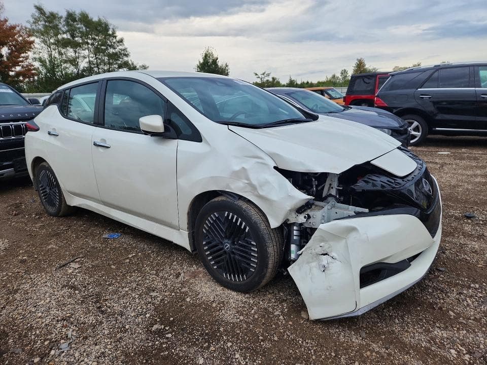 2023 NISSAN LEAF SV PLUS 4