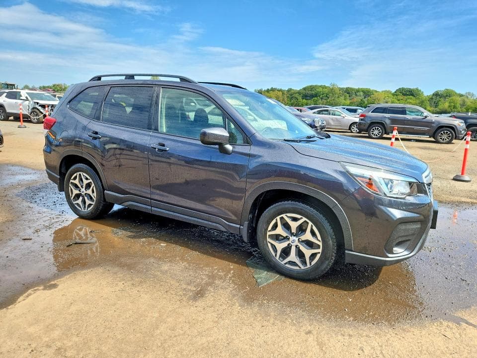 2019 SUBARU FORESTER PREMIUM 4