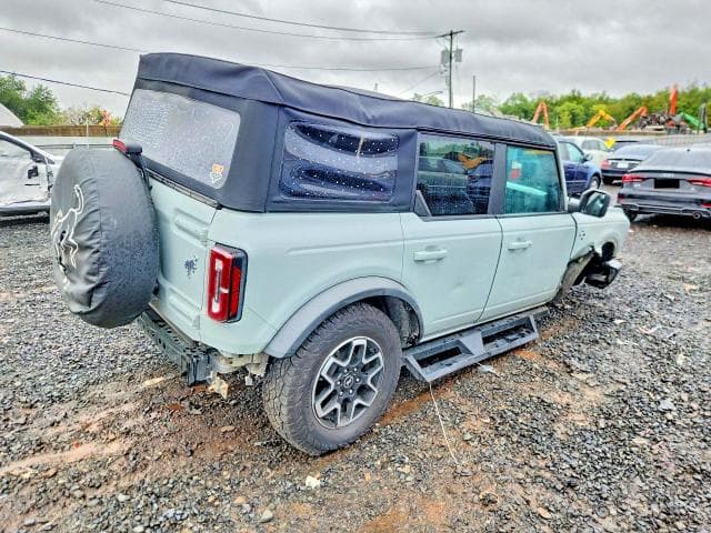 2023 FORD BRONCO BASE 3