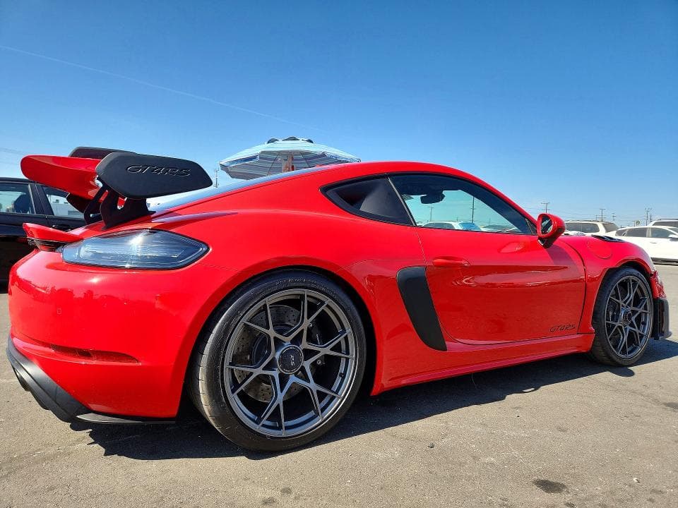 2025 PORSCHE CAYMAN GT4 RS 3