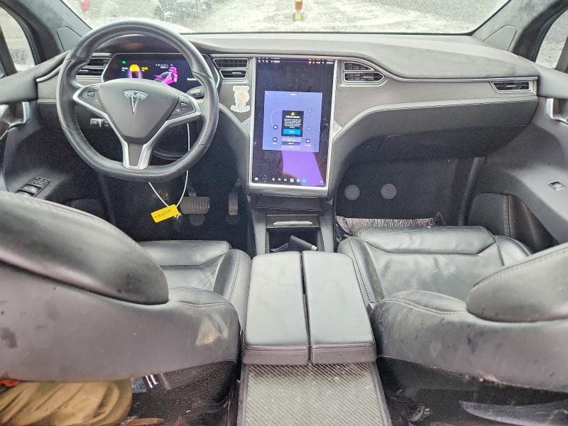 2017 TESLA MODEL X 8