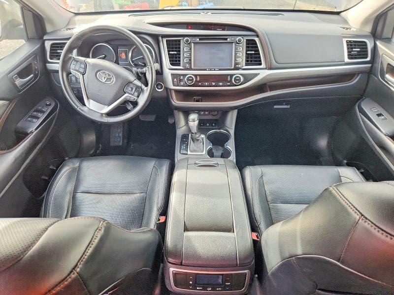 2018 TOYOTA HIGHLANDER LIMITED 8