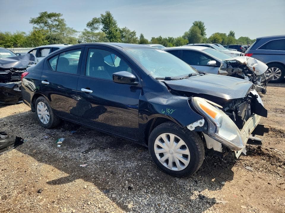 2018 NISSAN VERSA SV 4