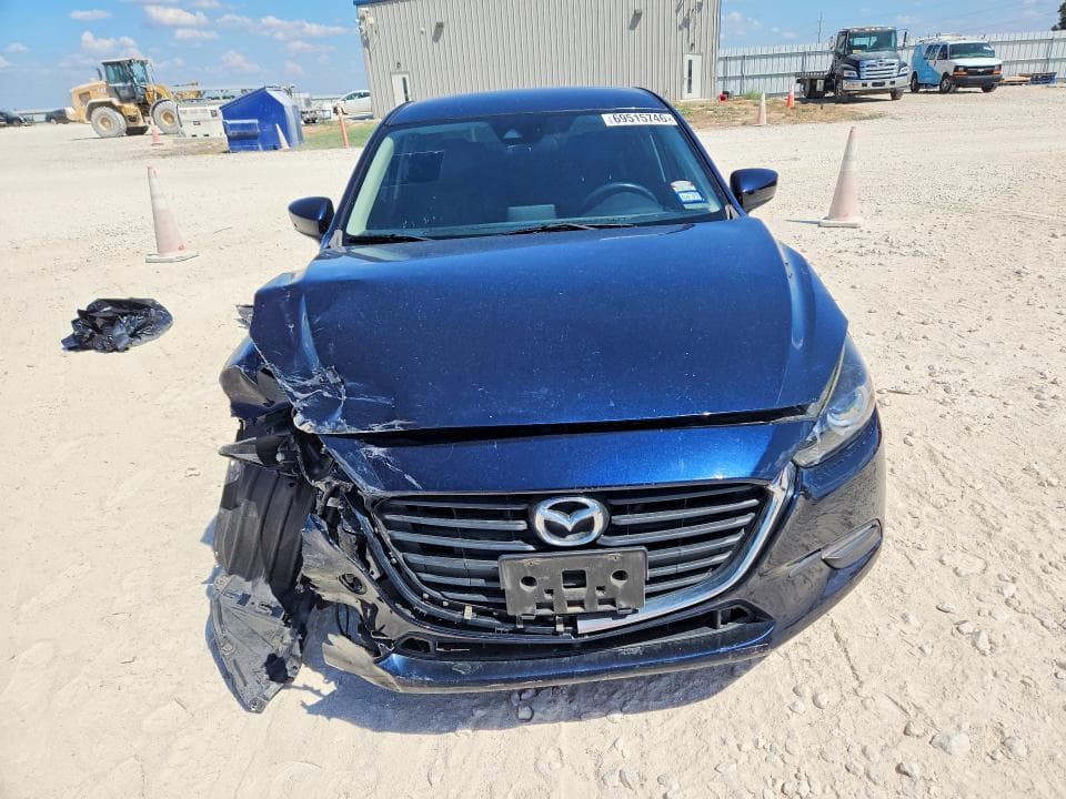 2018 MAZDA 3 TOURING 5