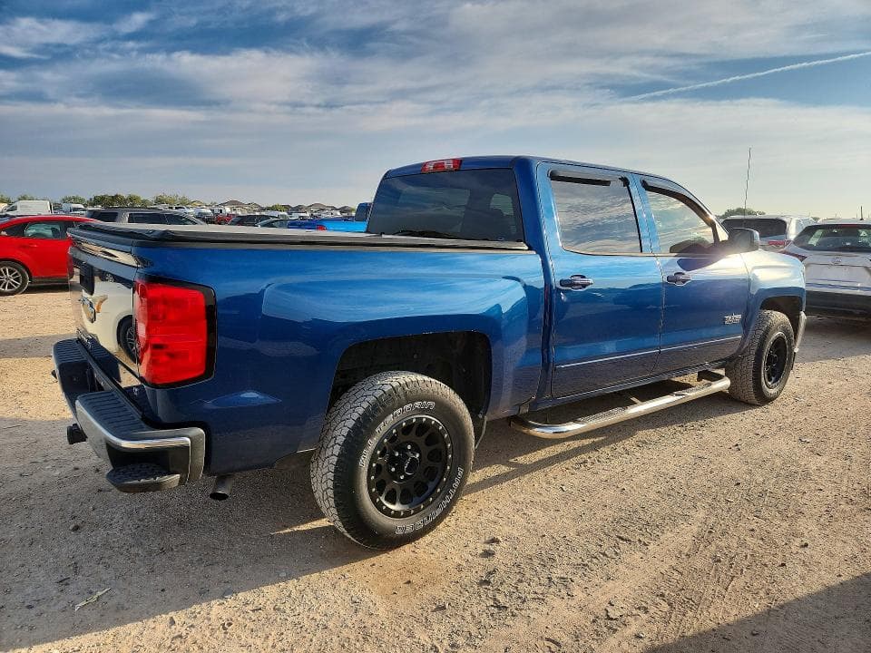 2018 CHEVROLET SILVERADO C1500 LT 3