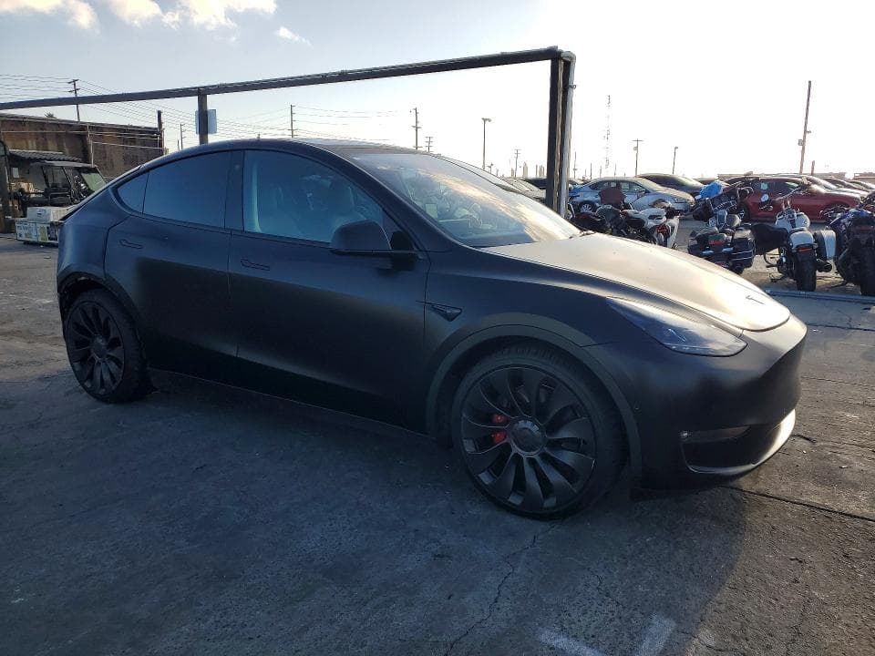 2022 TESLA MODEL Y 4