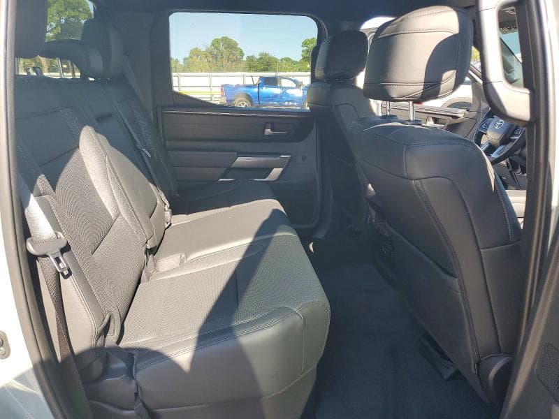 2025 TOYOTA TUNDRA SR5 10