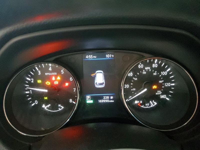 2019 NISSAN ROGUE S 9
