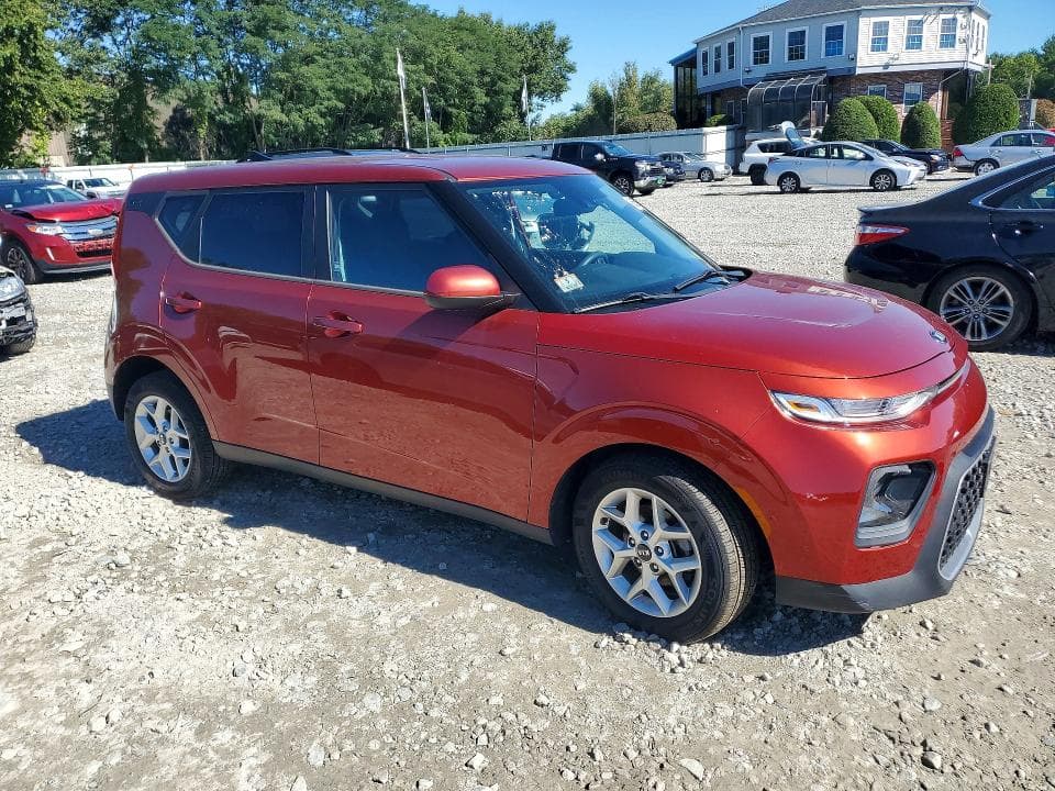 2021 KIA SOUL S 4