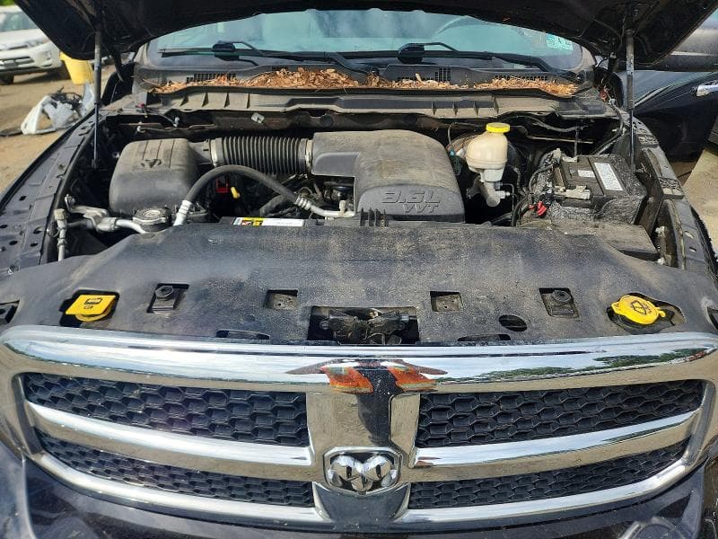 2017 RAM 1500 SLT 11