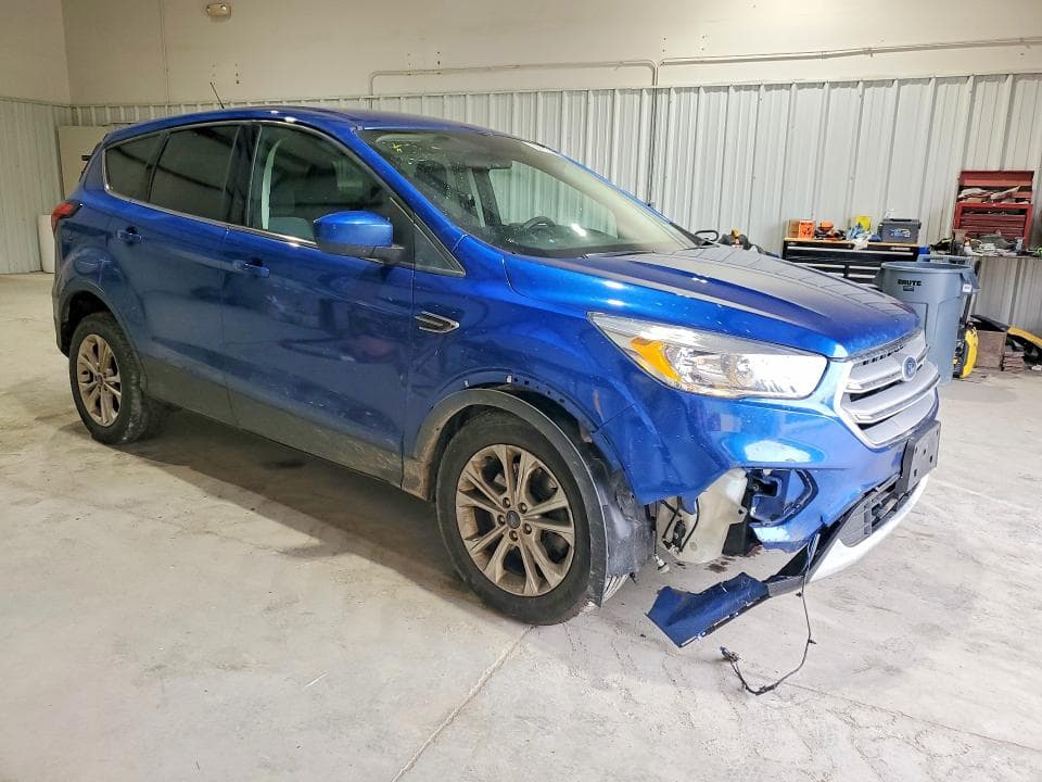 2019 FORD ESCAPE SE 4