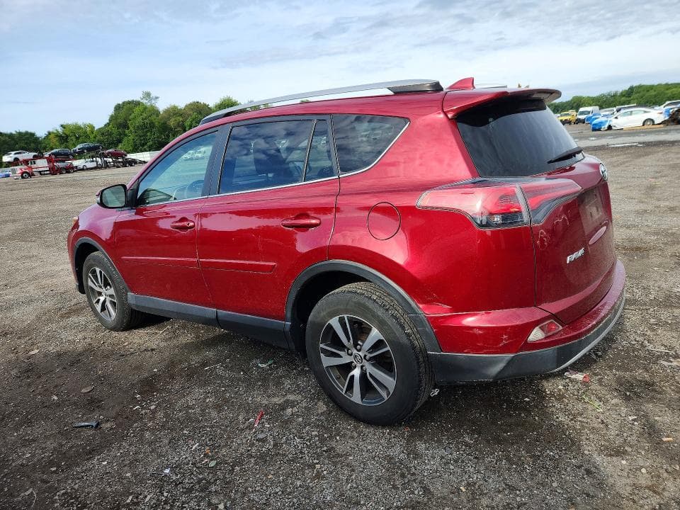 2018 TOYOTA RAV4 XLE 2