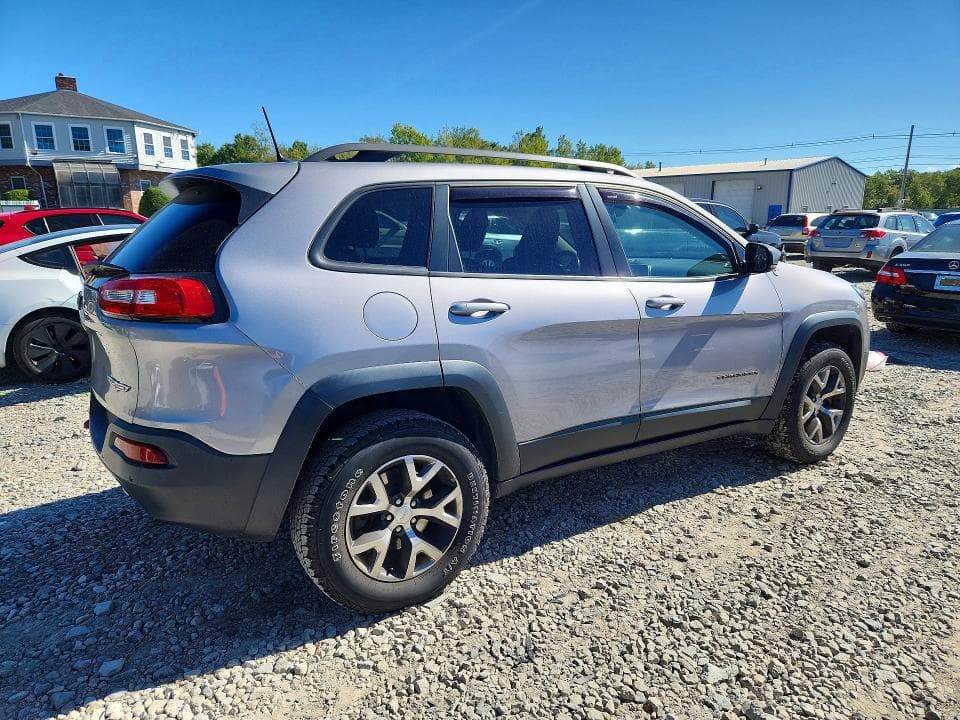 2018 JEEP CHEROKEE TRAILHAWK 3