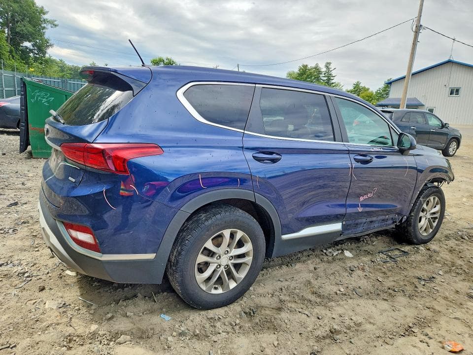 2019 HYUNDAI SANTA FE SE 3