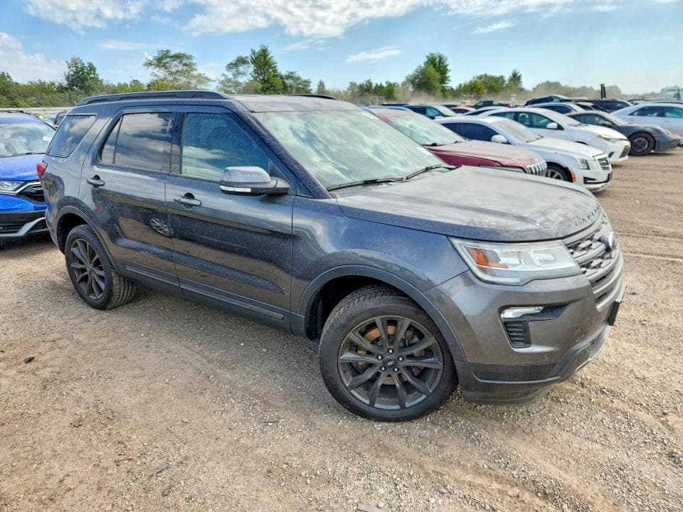 2018 FORD EXPLORER XLT 4