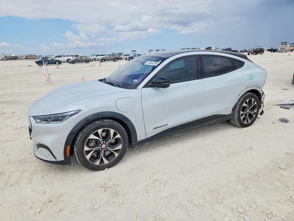 2021 FORD MUSTANG MACH-E PREMIUM - 1