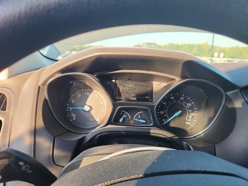 2017 FORD FOCUS SE 9