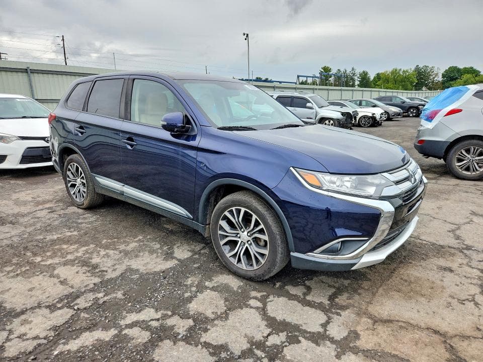 2018 MITSUBISHI OUTLANDER SE 4