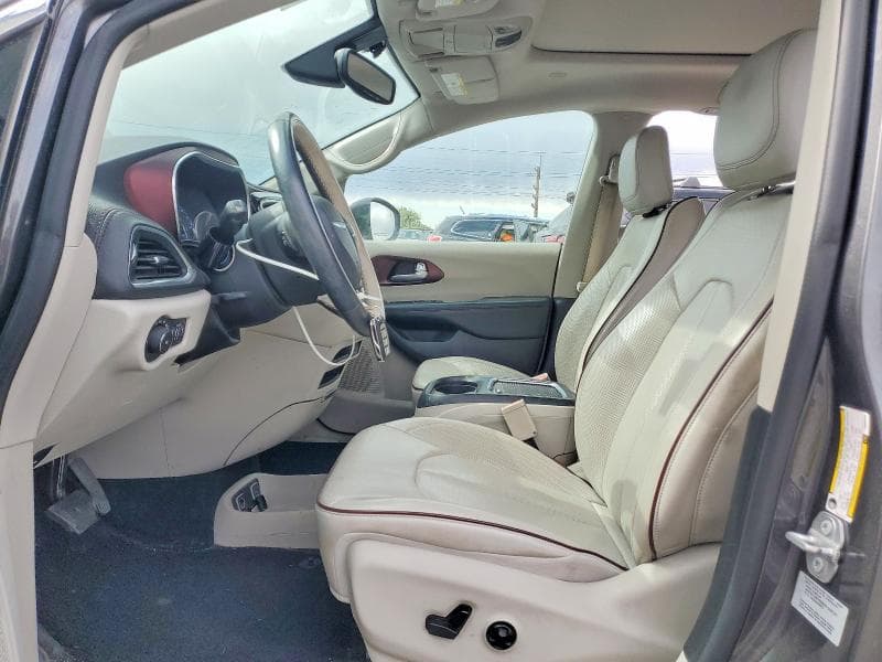 2017 CHRYSLER PACIFICA LIMITED 7