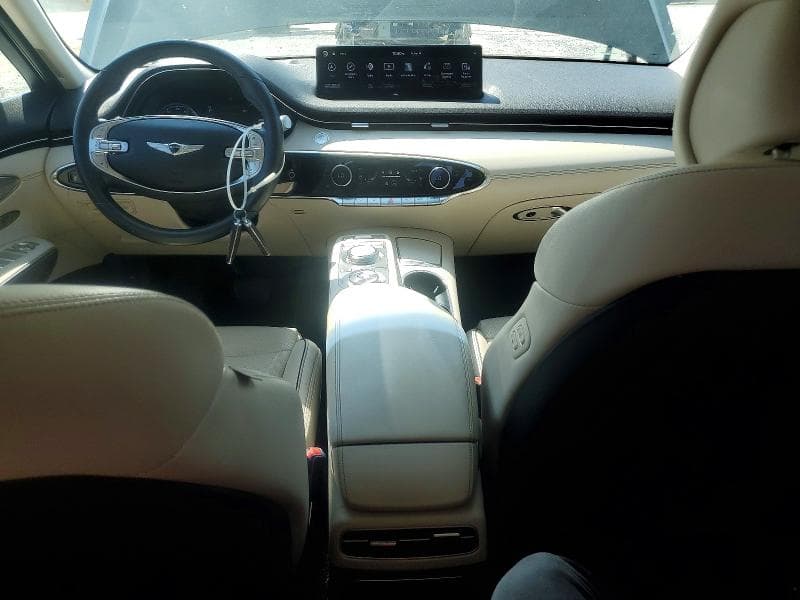2023 GENESIS GV70 2.5T STANDARD 8