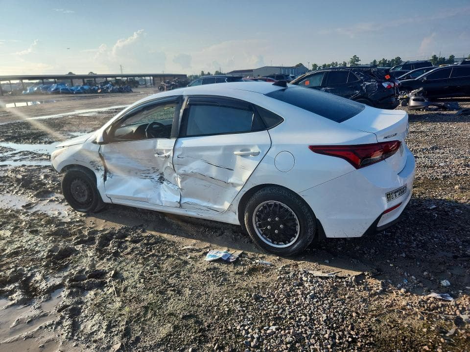 2020 HYUNDAI ACCENT SE 2