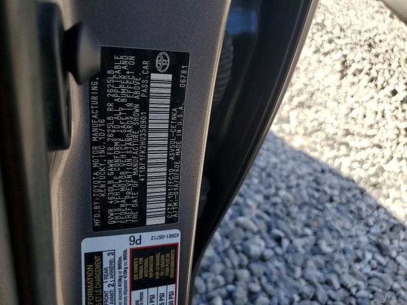 2017 TOYOTA CAMRY LE 12