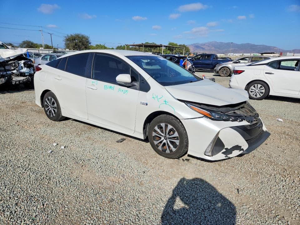 2021 TOYOTA PRIUS PRIME LE 4