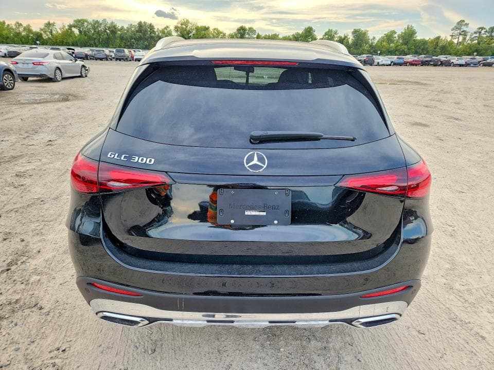 2026 MERCEDES-BENZ GLC 300 6