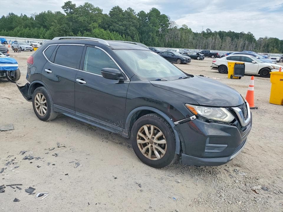 2019 NISSAN ROGUE SV 4