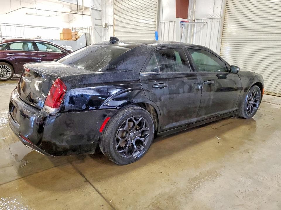 2020 CHRYSLER 300 S 3