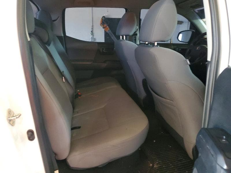 2018 TOYOTA TACOMA SR V6 10