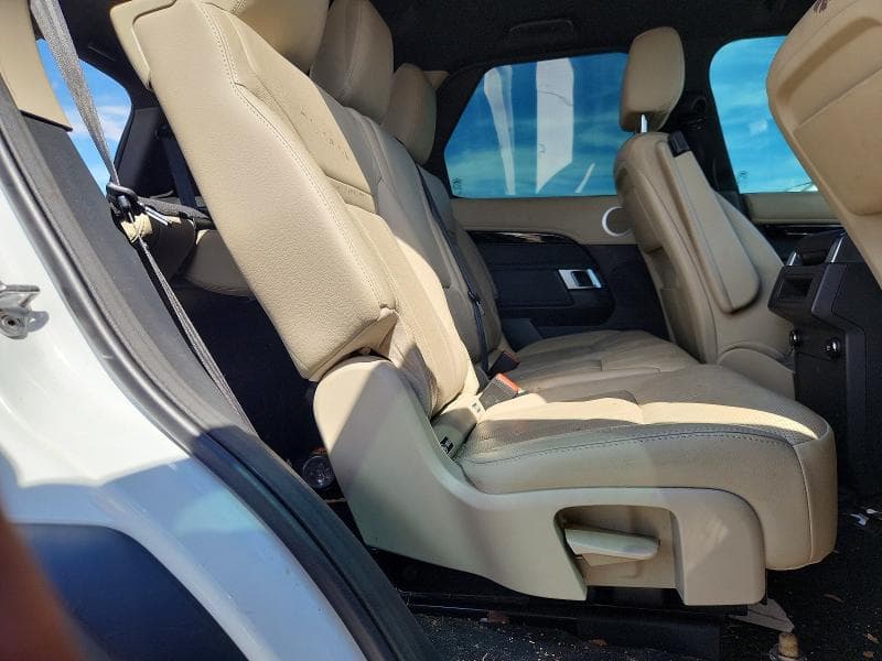 2018 LAND ROVER DISCOVERY SE 11