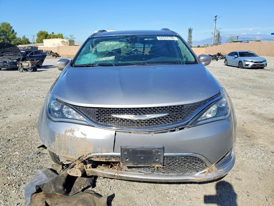 2020 CHRYSLER PACIFICA TOURING L 5
