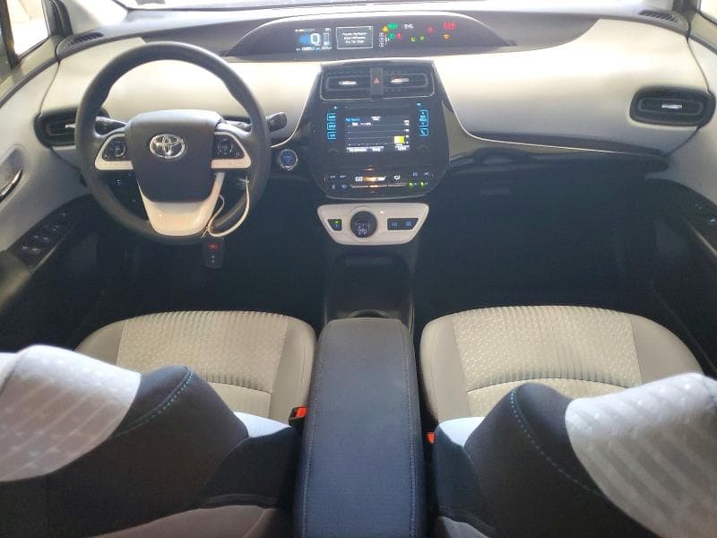 2017 TOYOTA PRIUS TWO 8
