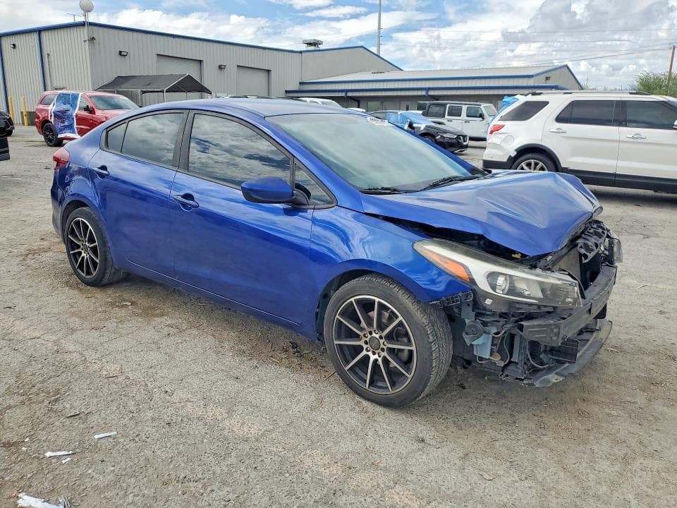 2017 KIA FORTE LX 4