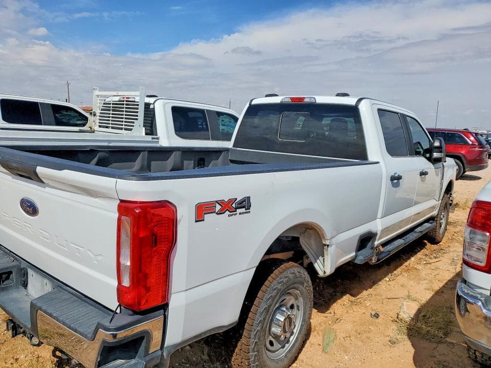 2024 FORD F250 SUPER DUTY 3