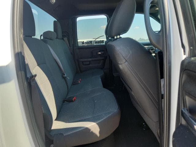 2022 RAM 1500 CLASSIC SLT 10