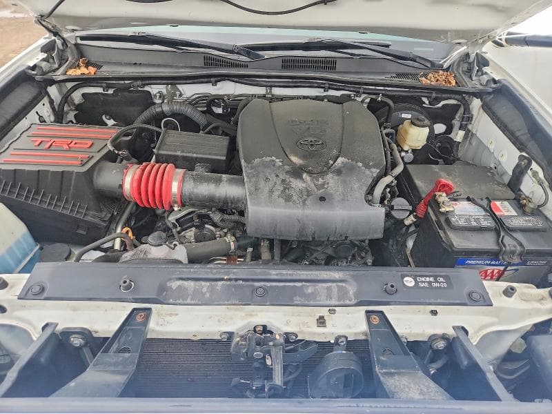 2017 TOYOTA TACOMA 11