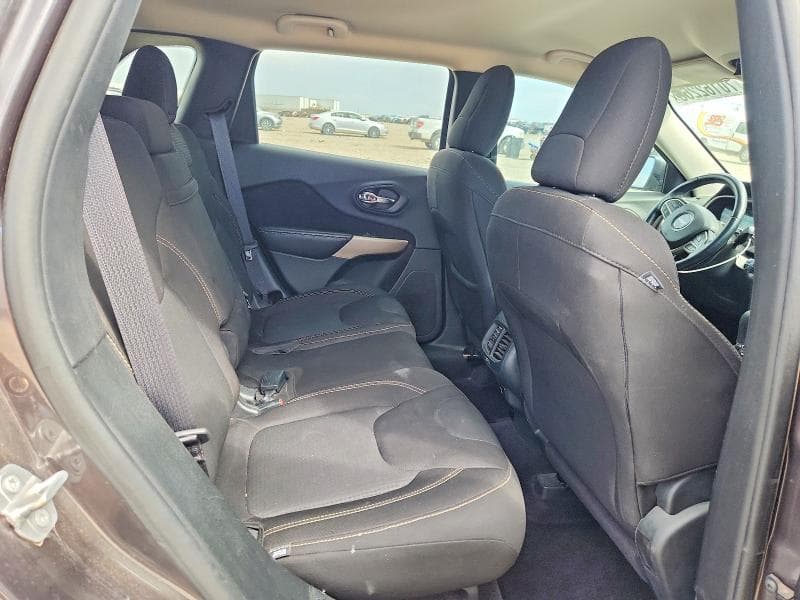 2017 JEEP CHEROKEE LATITUDE 11